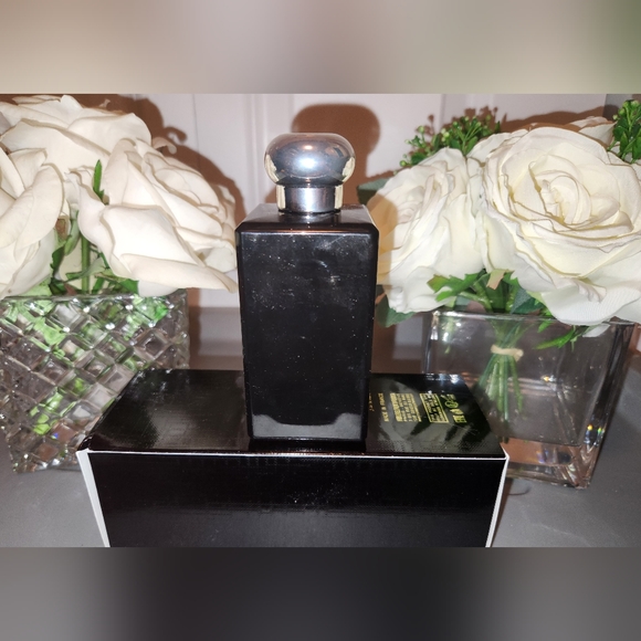 Vintage Dark Amber & Ginger Lily Cologne Spray by Jo Malone; 100ml / 3.4 fl.oz - Picture 4 of 13